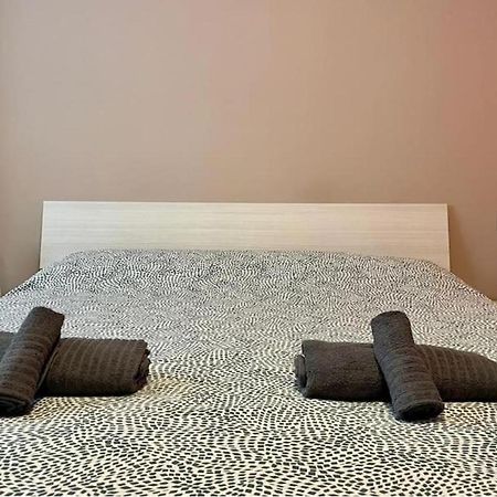 Appartamento In Centro A Milano Con A/C & Wi-Fi Luaran gambar