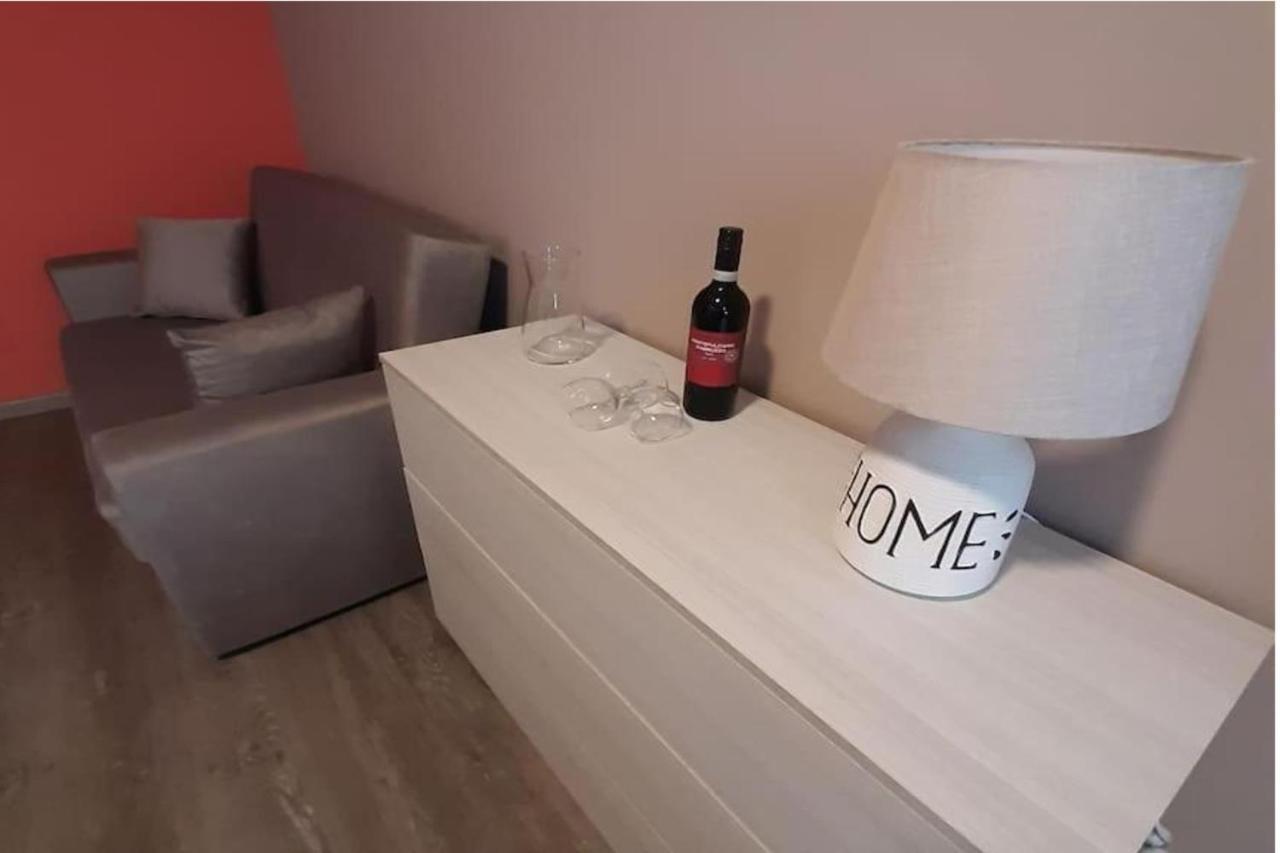Appartamento In Centro A Milano Con A/C & Wi-Fi Luaran gambar