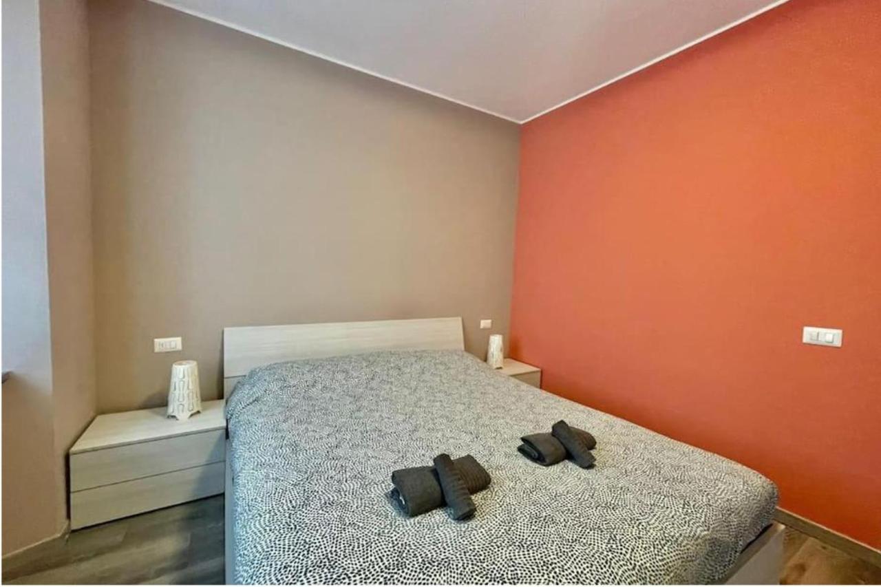 Appartamento In Centro A Milano Con A/C & Wi-Fi Luaran gambar
